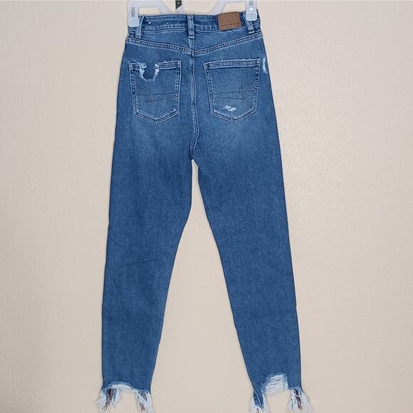 American Eagle Highest Rise Mom Jean Womens Size 00 Blue Distressed Ripped - Picture 6 of 16